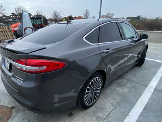 Ford Fusion foto 6