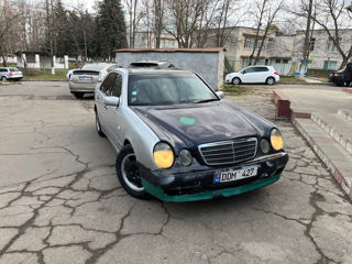 Mercedes E-Class foto 9