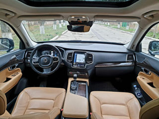 Volvo XC90 foto 8