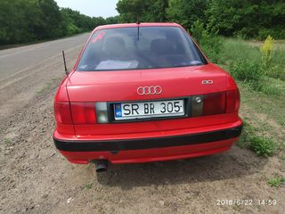 Audi 80 foto 2