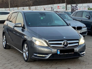 Mercedes B-Class foto 5