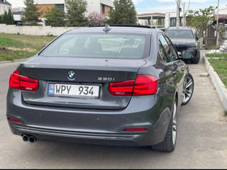 BMW 3 Series foto 4