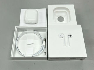 Apple Airpods  2 gen, originale in cutie  1500 lei