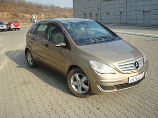 Mercedes E Class foto 7