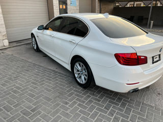 BMW 5 Series foto 8