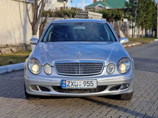 Mercedes E-Class foto 3