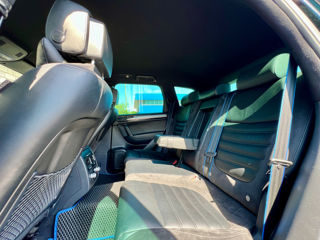 Volkswagen Touareg foto 5
