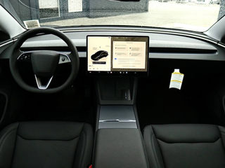 Tesla Model 3 foto 5