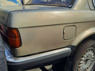 Разбираю bmw e30,318i. foto 3