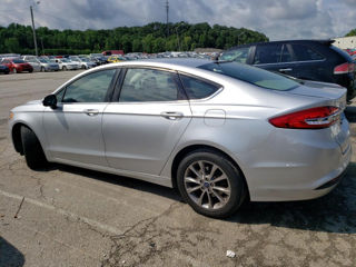 Ford Fusion foto 2