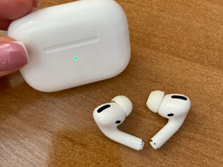 Продам Наушники Apple AirPods PRO Белый foto 4