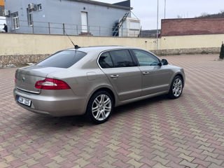 Skoda Superb foto 4