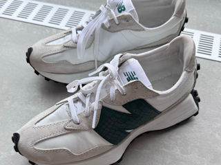 New Balance 327 foto 1