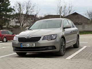 Skoda Superb фото 0