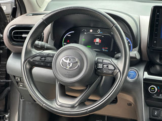 Toyota Yaris Cross фото 8