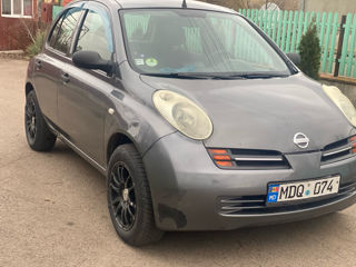 Nissan Micra foto 2