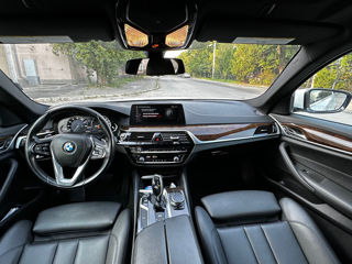 BMW 5 Series foto 8