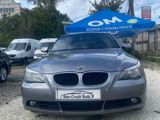 BMW 5 Series foto 1