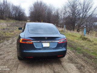 Tesla Model S foto 3