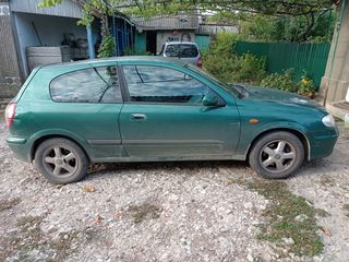 Nissan Almera foto 4