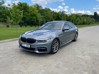 BMW 5 Series foto 1