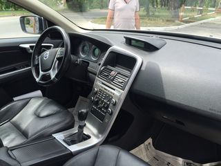 Volvo XC60 foto 5