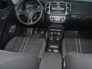 Volkswagen Tiguan foto 8