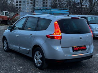 Renault Grand Scenic foto 4