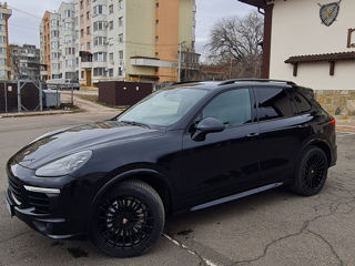 Porsche Cayenne foto 2