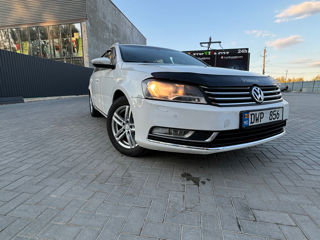 Volkswagen Passat foto 2