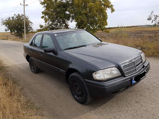 Mercedes C Class foto 1