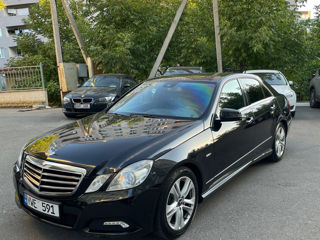 Mercedes E-Class foto 2