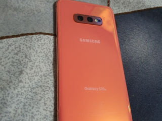 Samsung galaxy s10e foto 4