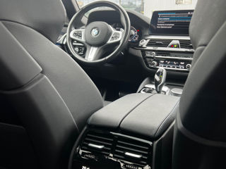 BMW 5 Series foto 17