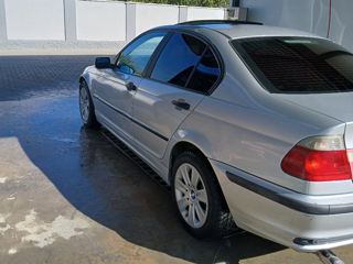 BMW 3 Series foto 5