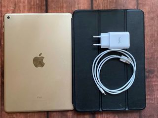 Apple Ipad  5 Gen Wi-fi 128gb Gold foto 2