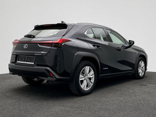 Lexus UX foto 3