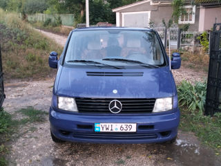 Mercedes Vito foto 2