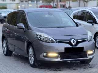 Renault Grand Scenic foto 3