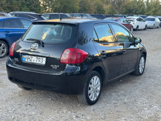 Toyota Auris foto 4