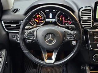 Mercedes GLE foto 13