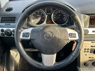 Opel Astra foto 11