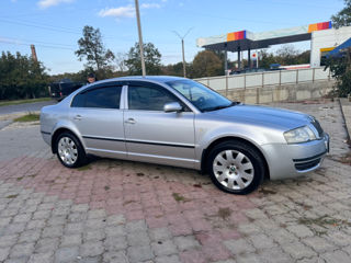 Skoda Superb foto 6