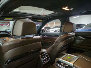 BMW 7 Series foto 11