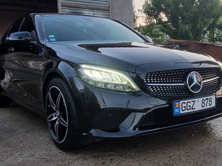 Mercedes C-Class foto 0