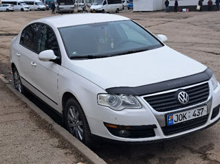 Volkswagen Passat foto 2