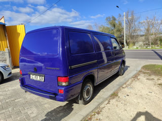 Volkswagen Transporter foto 2