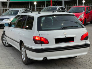 Peugeot 406 foto 3