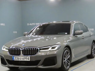 BMW 5 Series foto 1