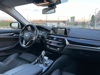 BMW 5 Series foto 7